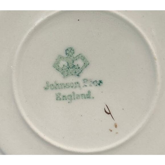 Art Nuevo Tea Cup & 2 Saucers Johnson Bros. England Porcelain - Picture 11 of 12